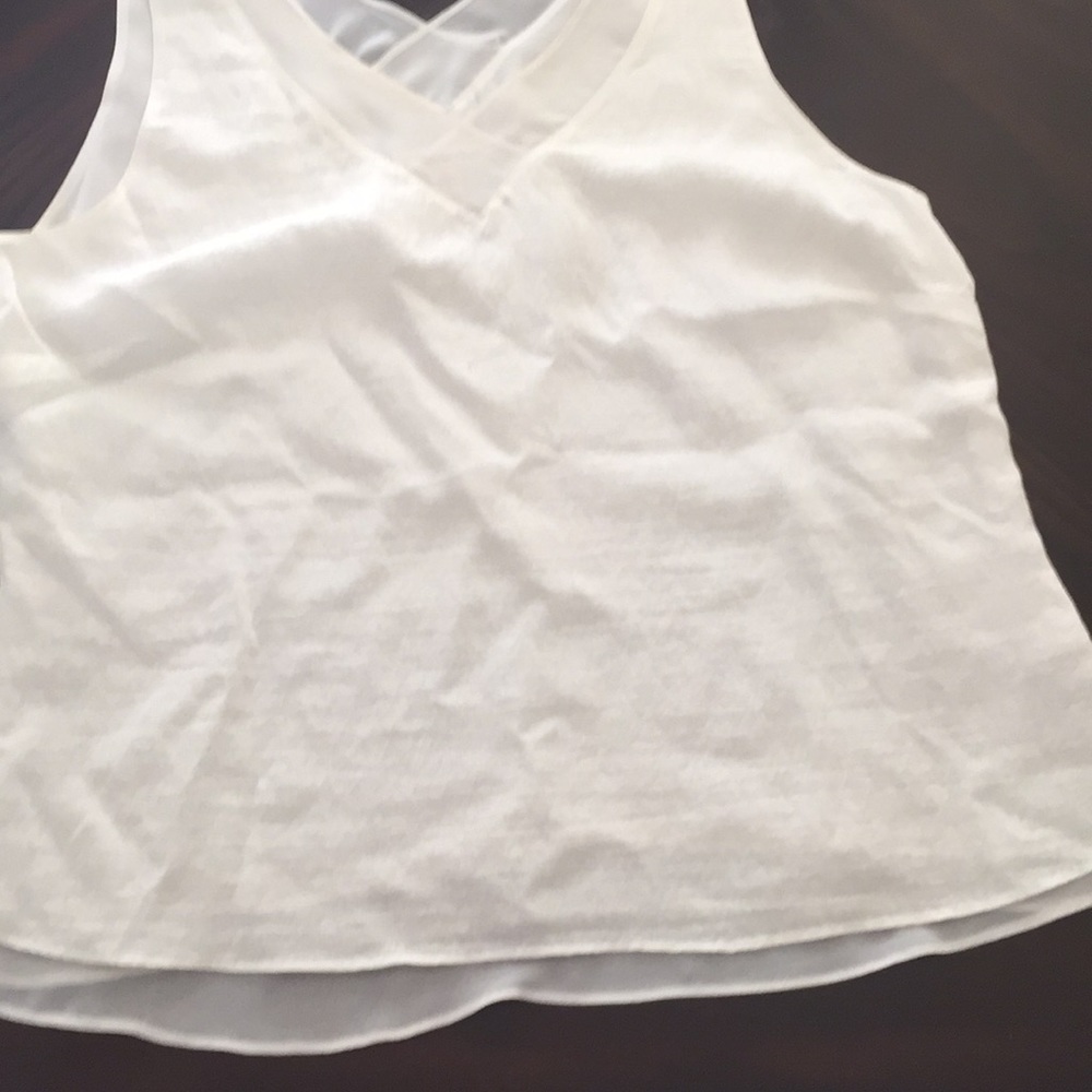 White sleeveless dress shirt